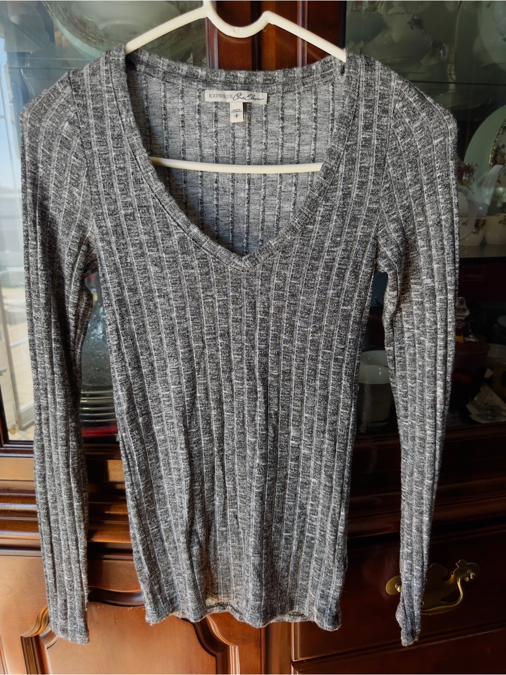 Express Gray Ribbed V-Neck Long Sleeve Top